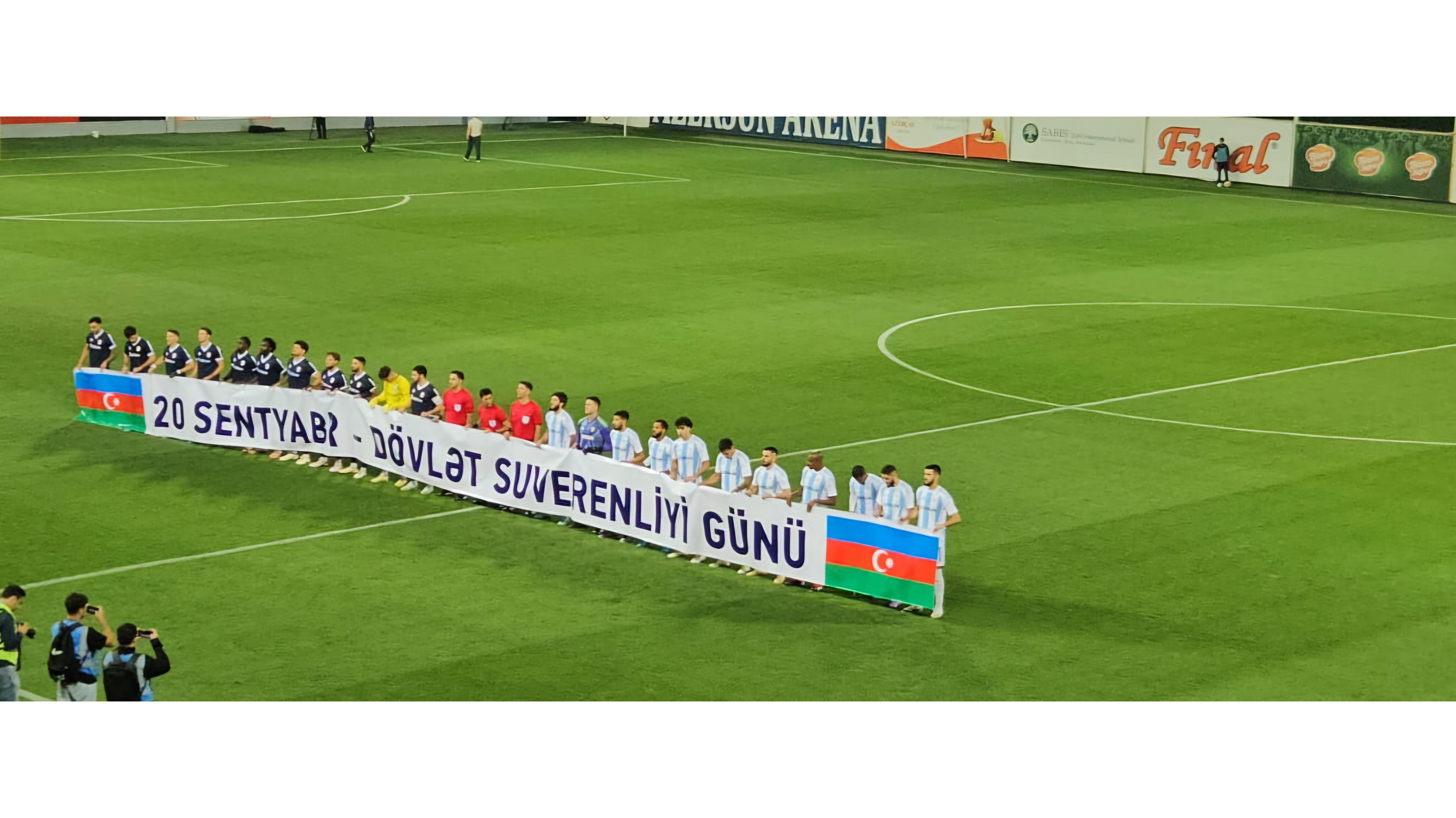 "Qarabağ" - "Neftçi" matçında Dövlət Suverenliyi Günü qeyd olundu - Video