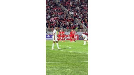 Çempion "Traktor" autsayderlə xallar itirdi