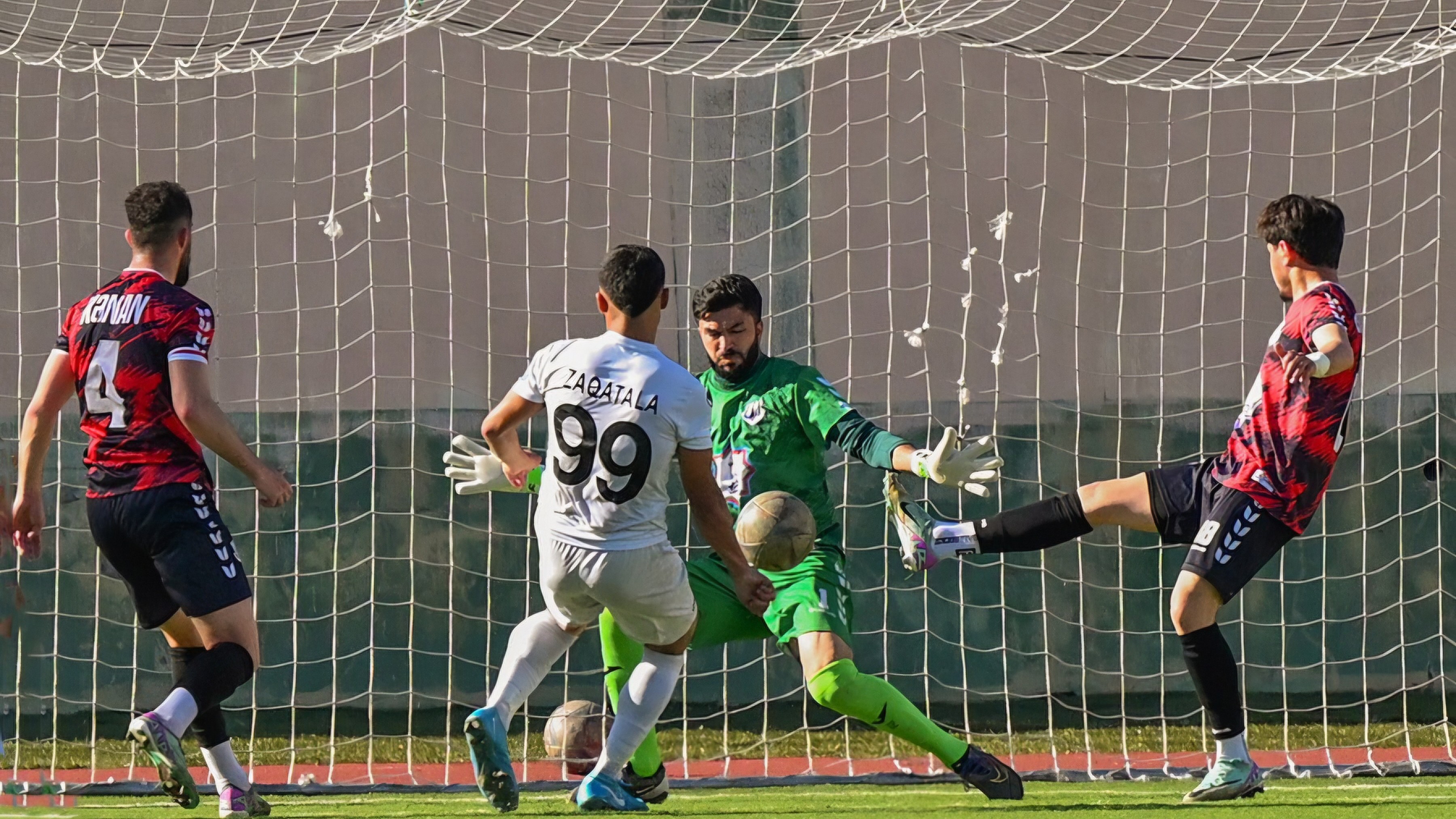 Azərbaycan birinci liqasında futbolçular bu məbləğdə pul alacaq - Eksklüziv
