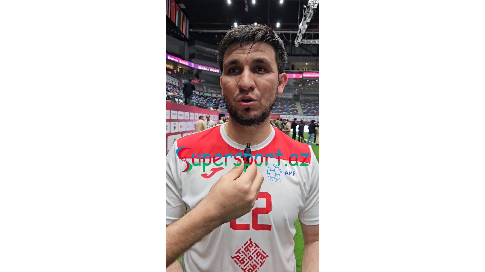 Video - Əfran İsmayılov: "İki il futbol oynamasam da, yola verdim, yaxşı alındı"