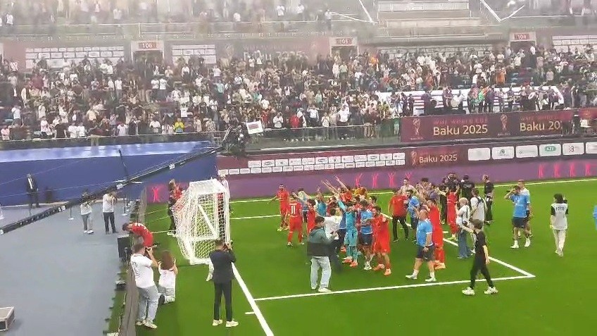 Azərbaycan futbolçuları dünya çempionu rumınları kənarlaşdırdı - Video