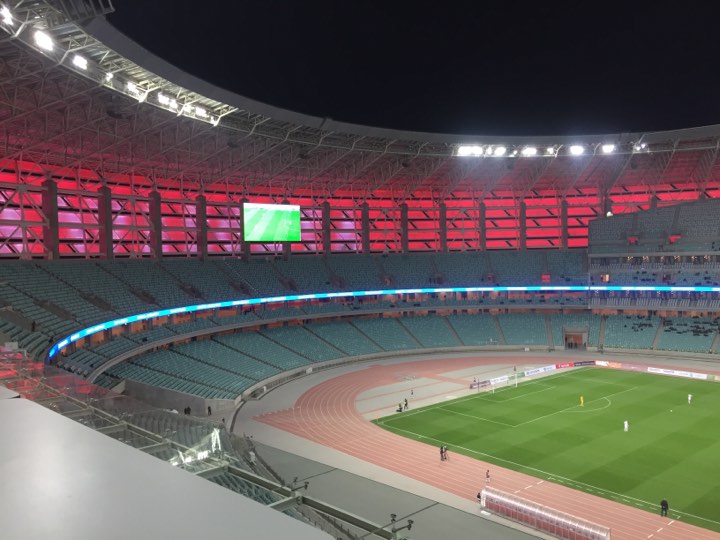 Azərbaycan - Belarus oyunu boş tribunalar önündə - Foto