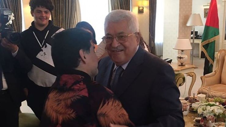 Maradona İsrailin işğalçı siyasətini pislədi: "Mən fələstinliyəm"
