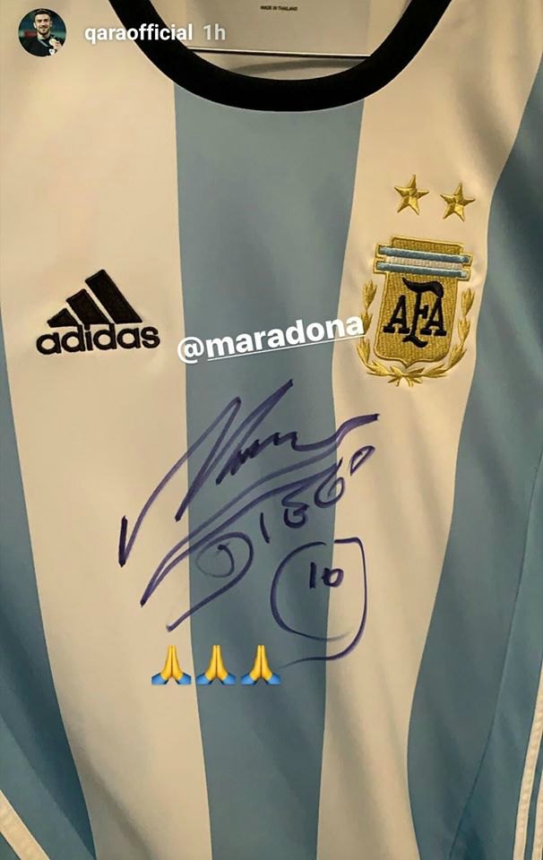 Dieqo Maradona Qara Qarayevə forma göndərdi - Foto
