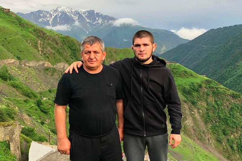 Həbib Nurmuhammədovun atası koronavirusdan vəfat etdi
