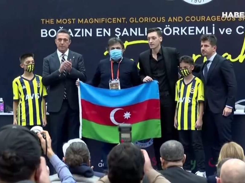 Azərbaycana Salam göndərdi, gələcəyini dedi - Mesut Özil - Video