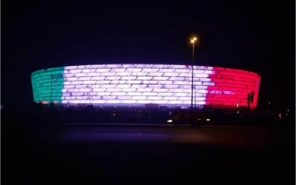 Bakı Olimpiya Stadionu İtaliya bayrağına büründü - Foto