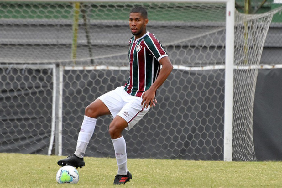 "Sabah"da "Fluminense"dən futbolçu