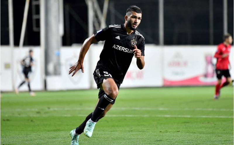 "Beşiktaş" Musa Qurbanlını "Olimpik"lə oyunda izləyəcək