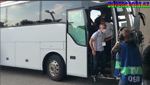 "Qarabağ" "Ferentsvaroş"la oyun üçün Budapeştdə stadiona gəldi - Video