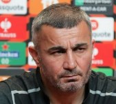 Video - "Frayburq"un müdafiəçisi dedi ki, "Qarabağ"ın epizodunda təmiz penalti vardı"