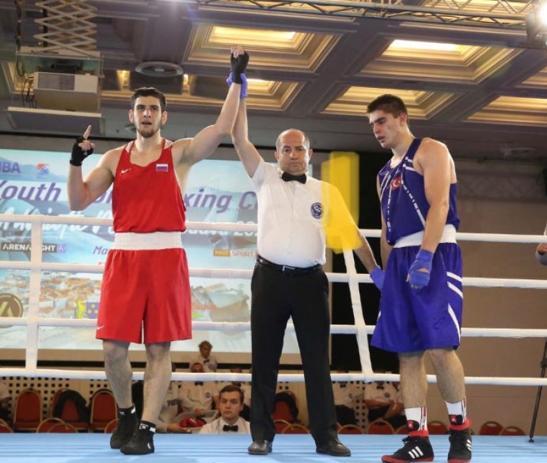 Azərbaycan hakimlərinin ulduzu artırıldı